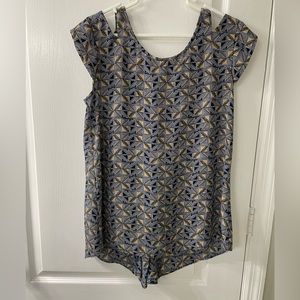 PerSeption Concept Short Sleeve Peek A Boo Shoulder Blouse - Navy & Mustard